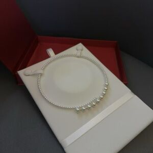 (New open box )Real  White Pearl Necklace